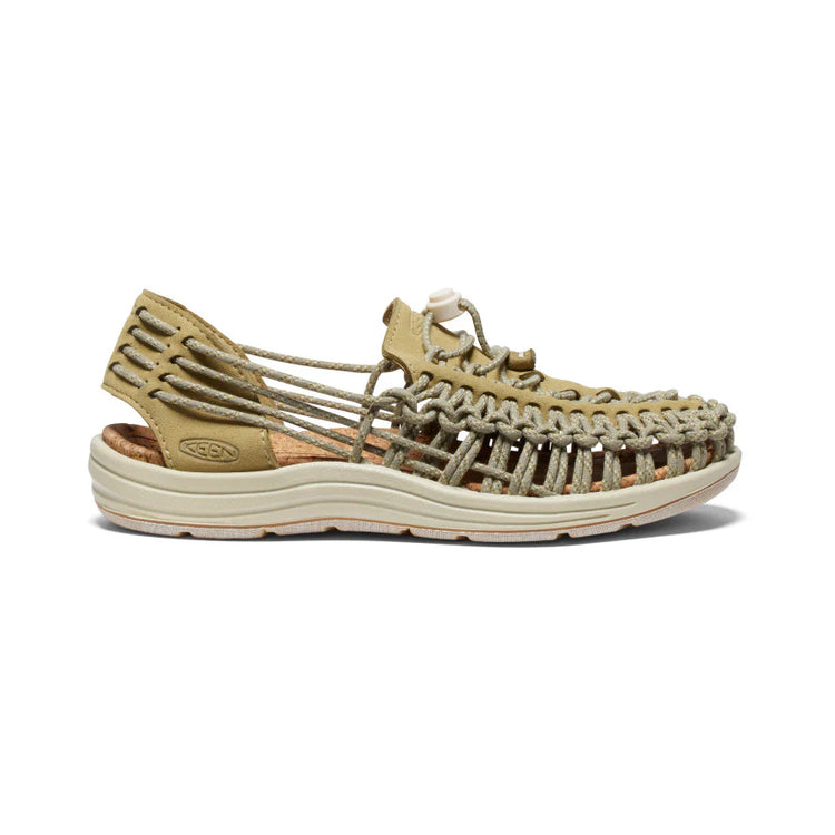 KEEN/HARVEST GOLD UNEEK02 24.5㎝ Men's UNEEK Flat New Wheat/Reed Yellow Sandal | KEEN | KEEN