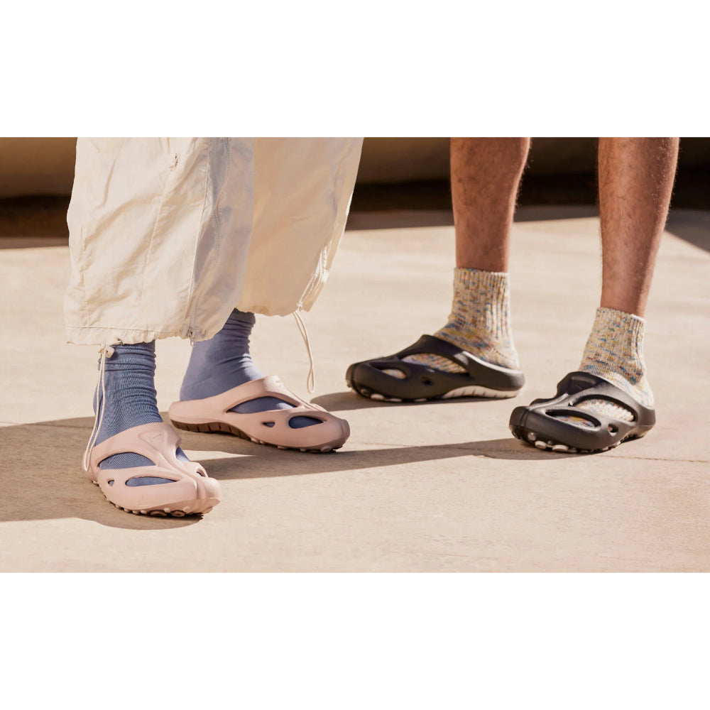 WOMEN'S SHANTI - PLAZA TAUPE/TIMBERWOLF